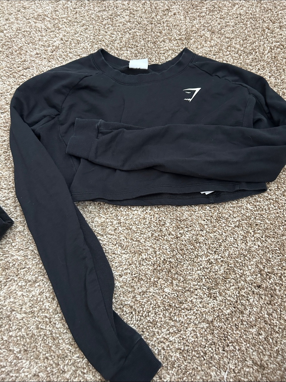 Gymshark Black Cropped Crewneck Sweatshirt